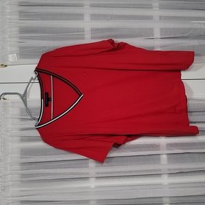 NWOT Tommy Hilfiger V-neck Top, Size 3x.